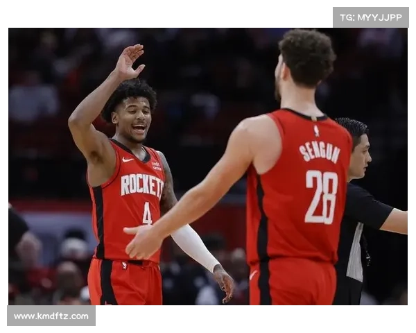 3月31日NBA 格林33+阿门准三双火箭横扫太阳 勇士升第6 快船跌第8 3月31日NBA 格林33+阿门准三双火箭横扫太阳 勇士升第6 快船跌第8